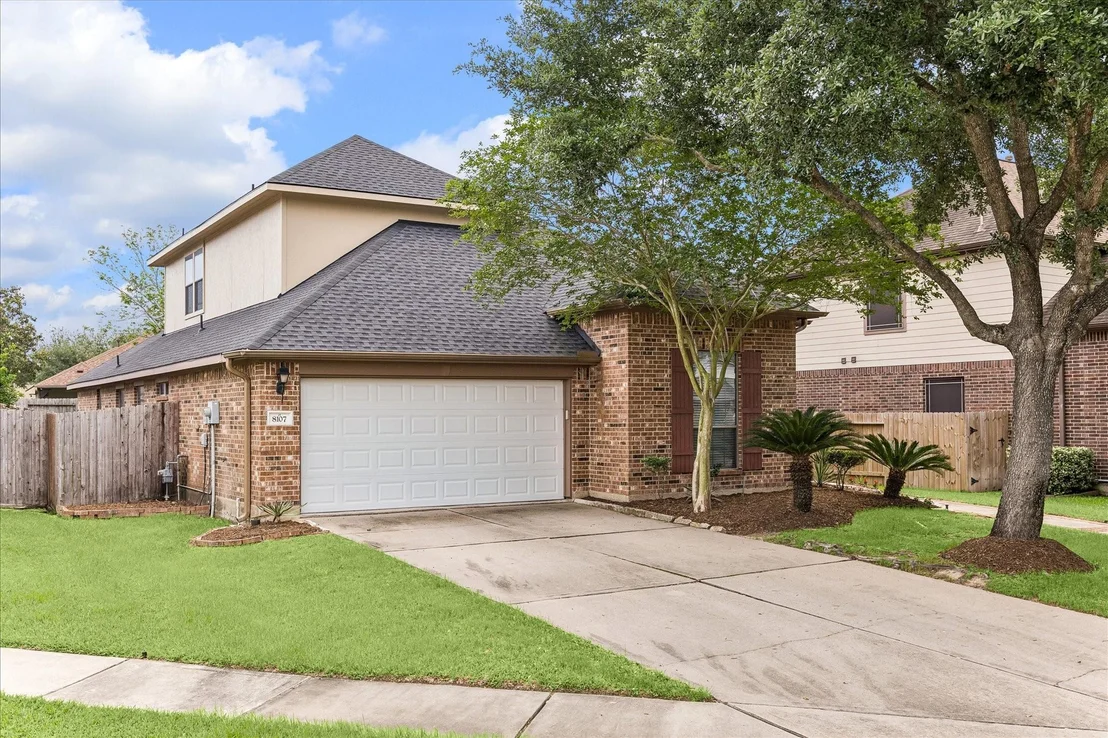 Photo of 8107 Whisper Point Drive
