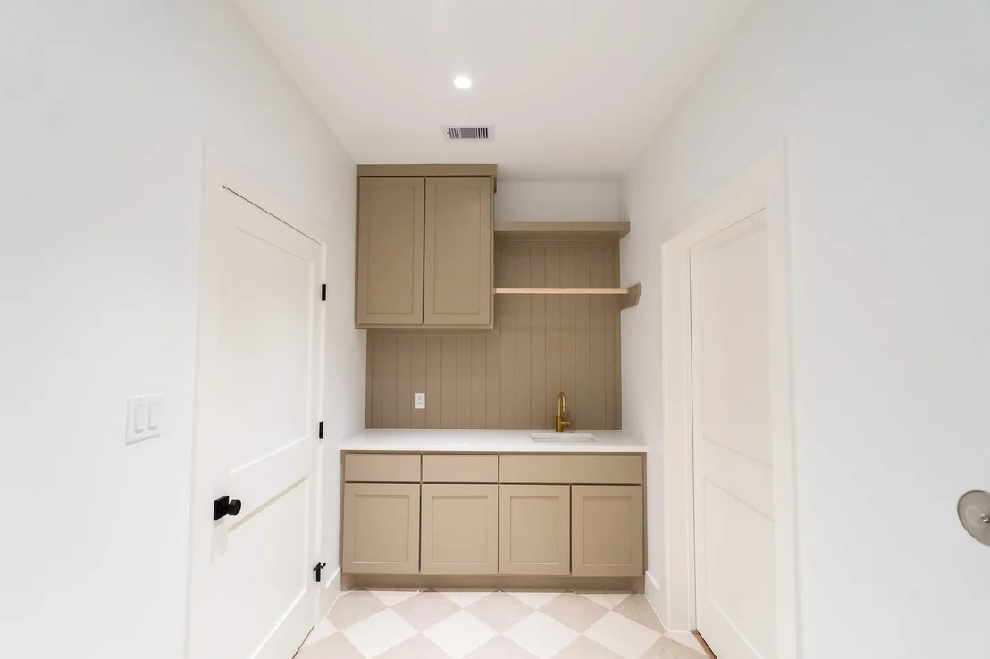 Photo of 1211 Cherokee Drive