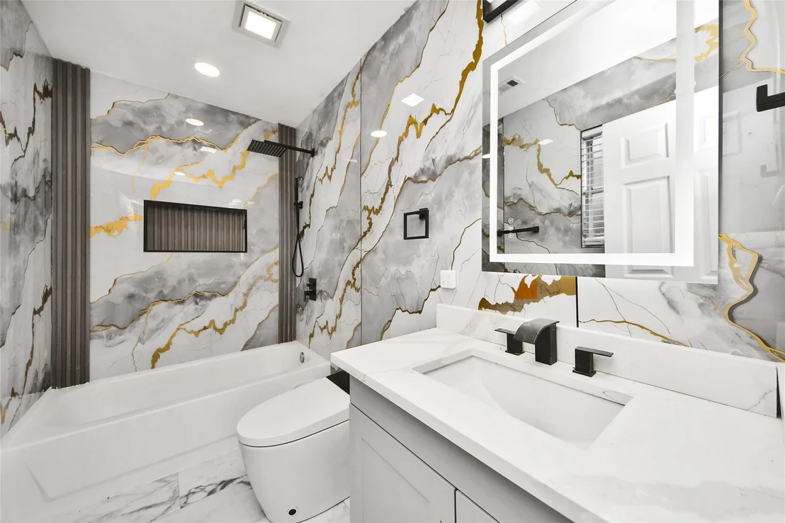 Photo of 15719 Baytree
