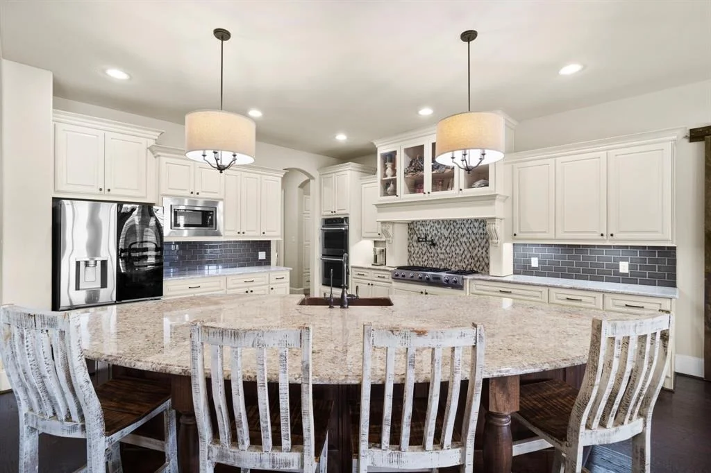 Photo of 2131 Grand River Drive