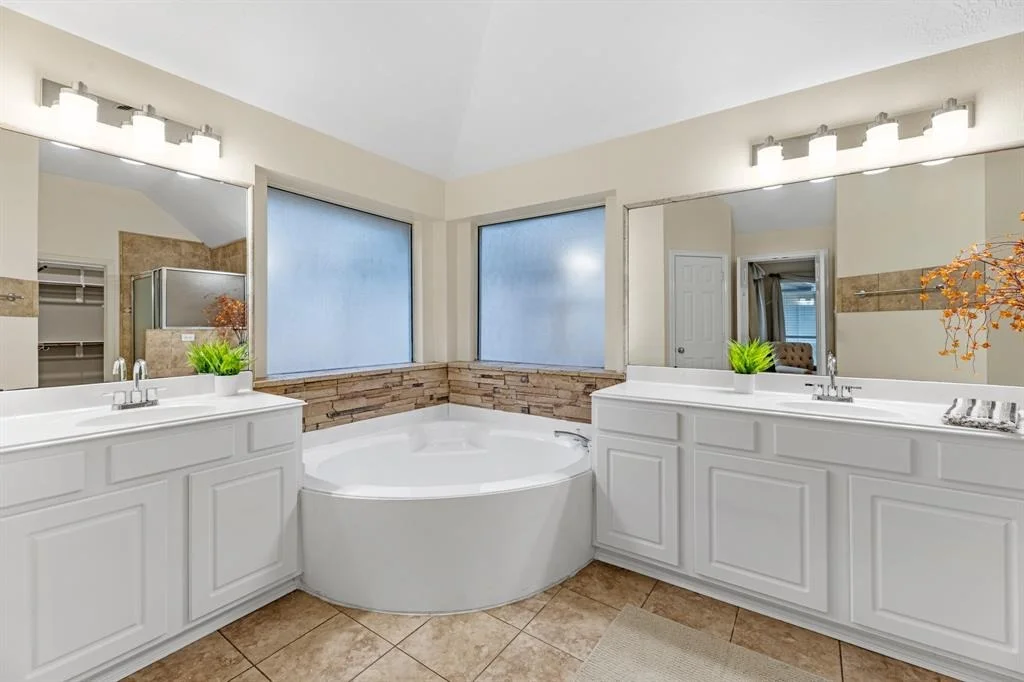 Photo of 15806 Spring Trail