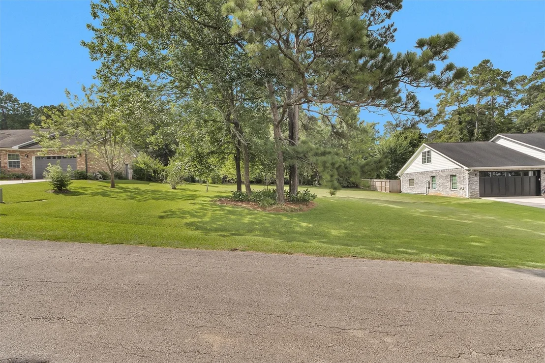 Photo of 1183 Oak Lane