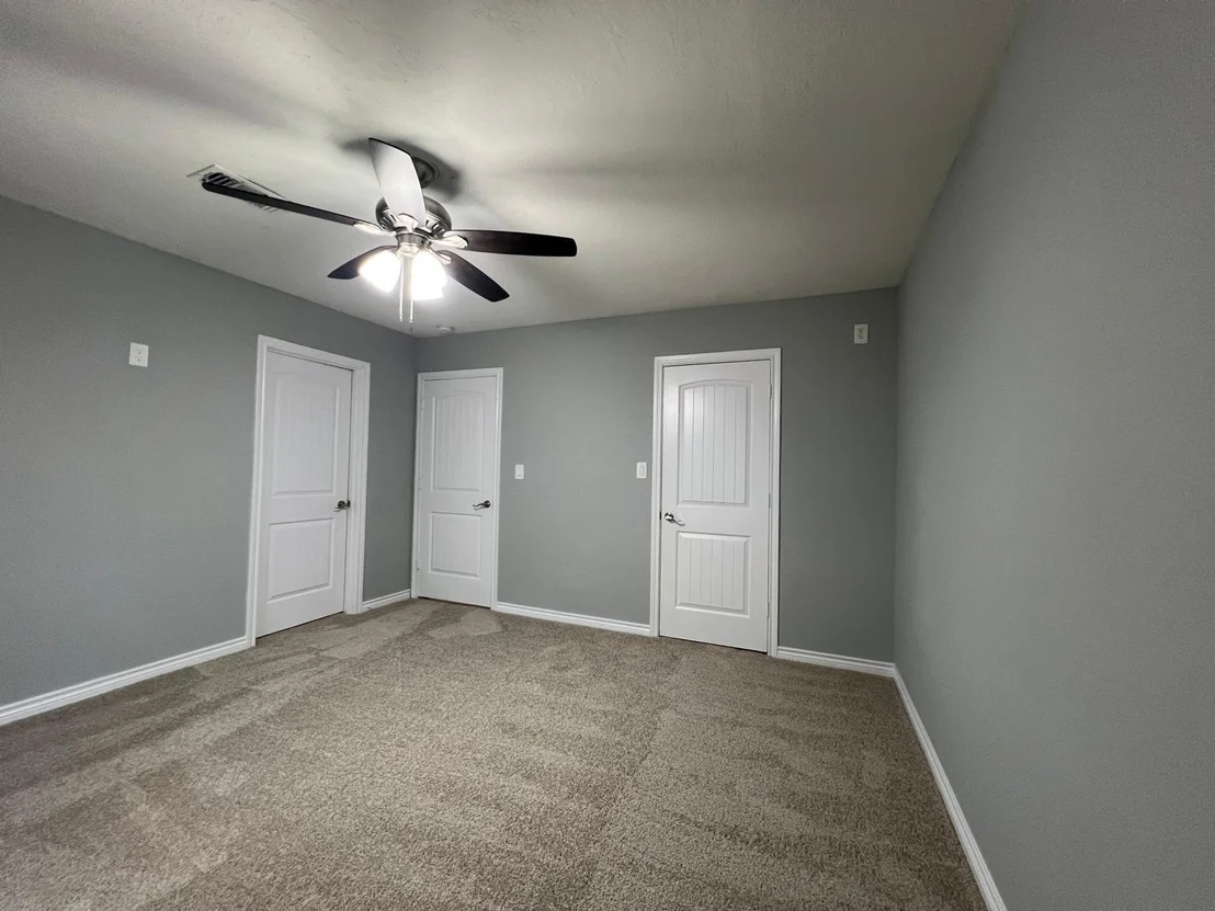 Photo of 807 Shell Avenue
