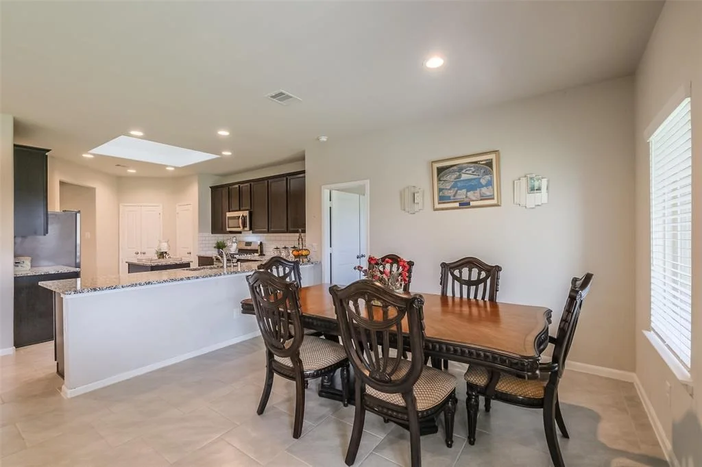 Photo of 9219 Hemlock Drive