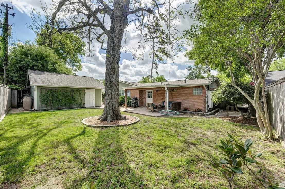 Photo of 722 Azaleadell Drive