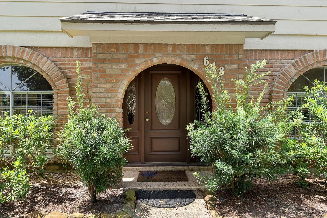 Photo of 618 Brook Hollow Drive