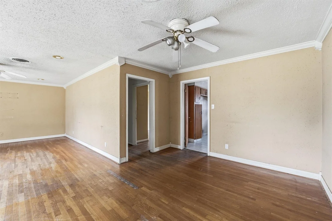 Photo of 11614 Mullins Drive