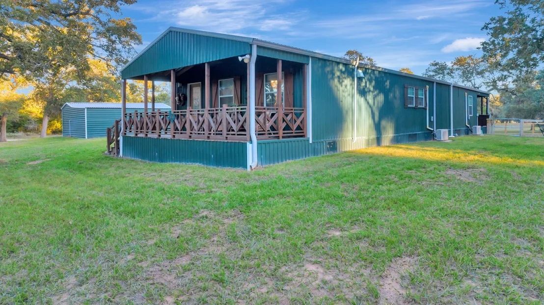 Photo of 413 Private Road 1051