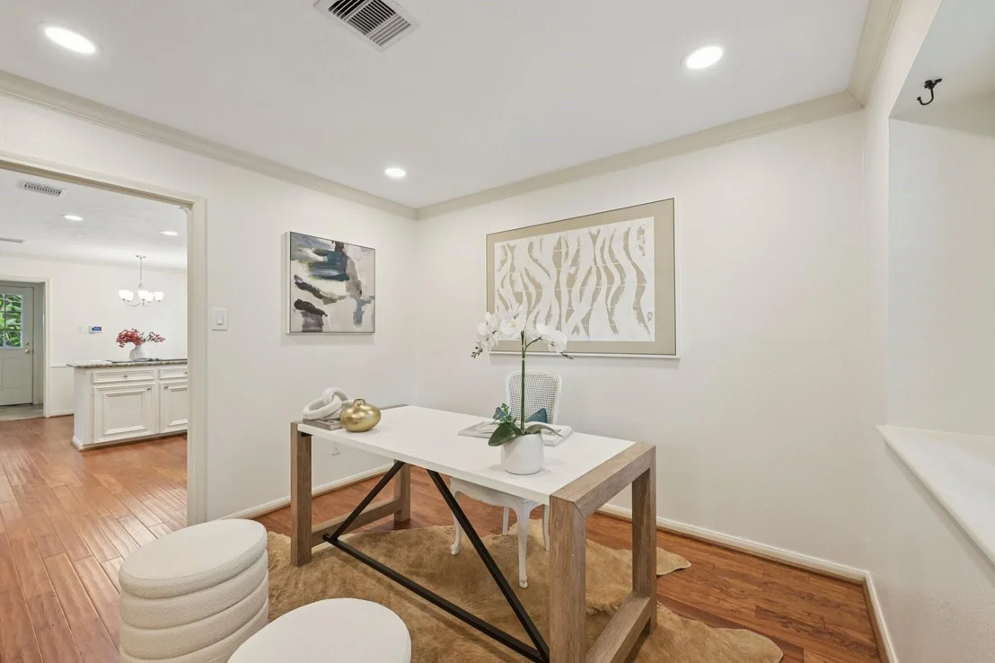 Photo of 11003 Overbrook Lane