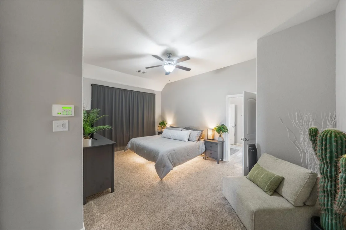 Photo of 215 Biltmore Loop