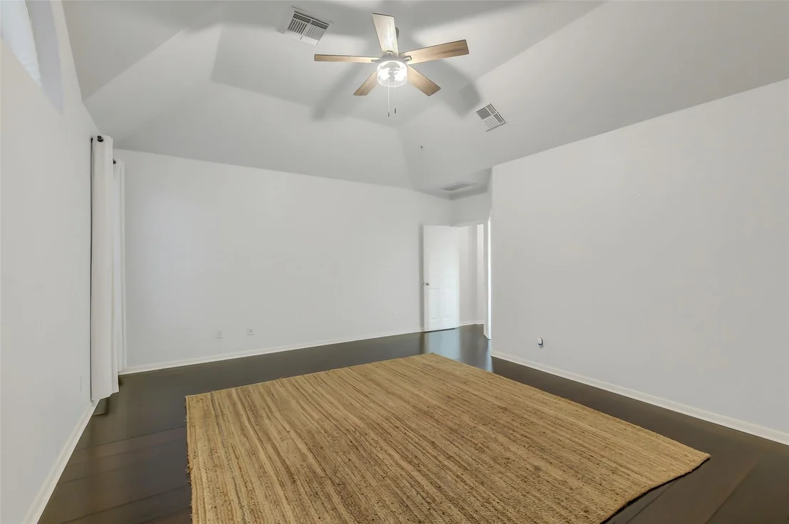 Photo of 30214 Vinebriar Drive