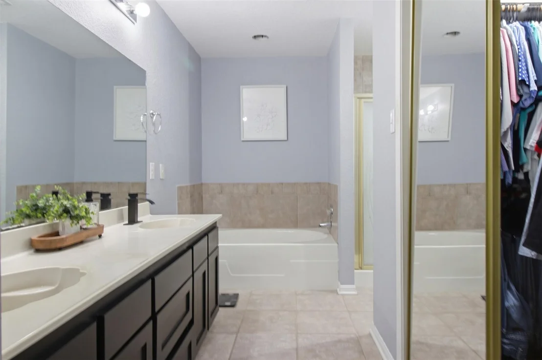Photo of 712 Manor Drive