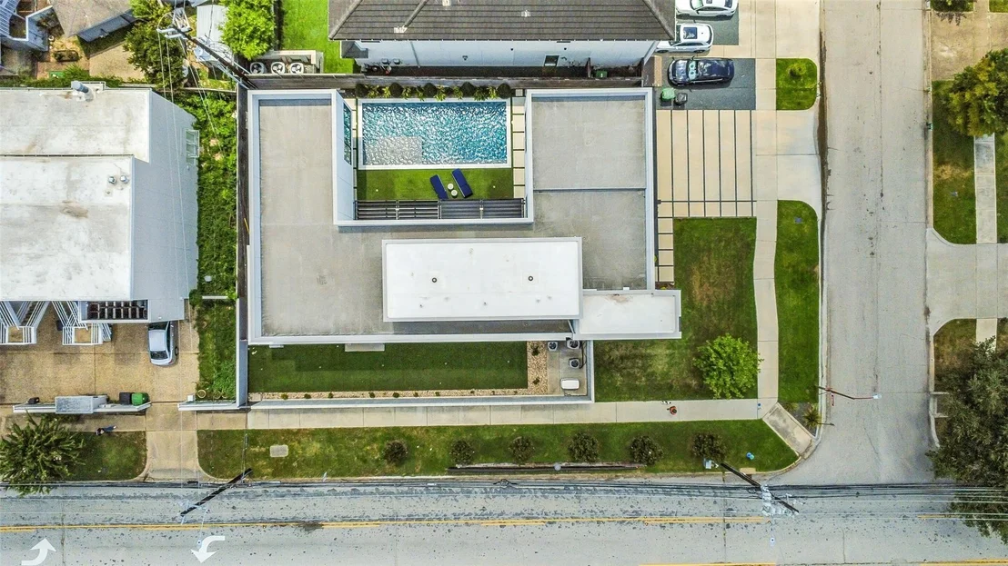 Photo of 3003 Virginia Street