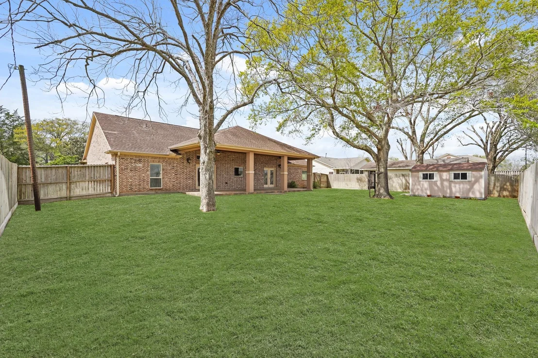 Photo of 2910 Fortuna Drive