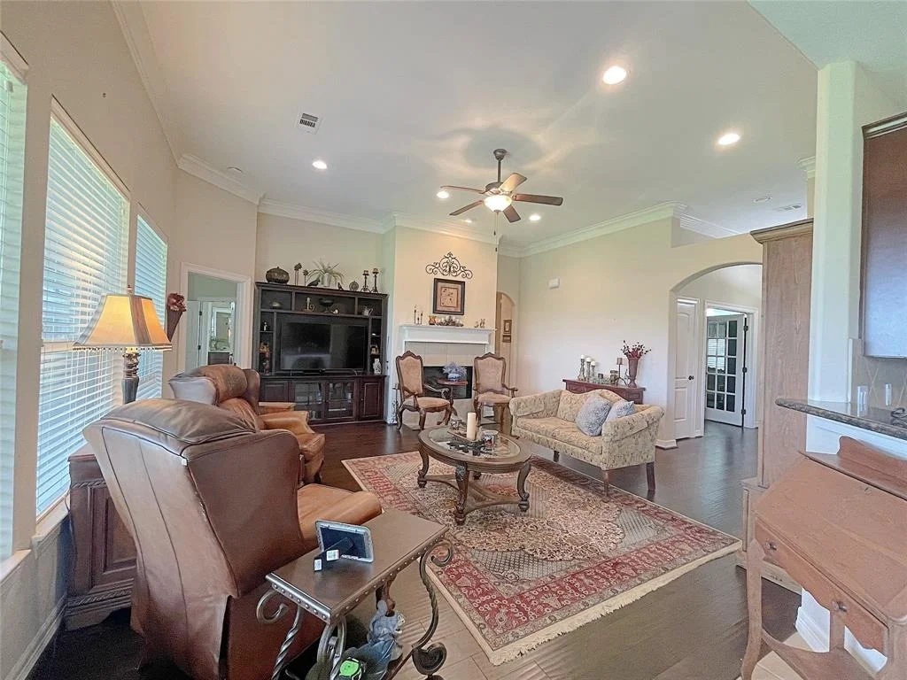 Photo of 1907 Rosenbaum Drive
