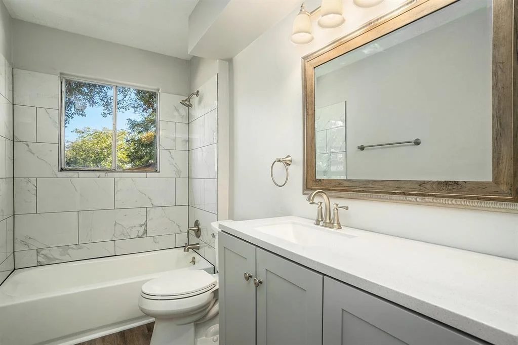 Photo of 710 Bayview Drive