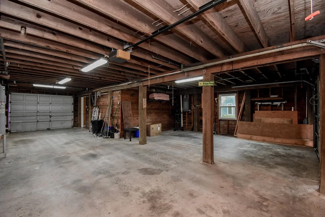 Photo of 225 Swallow Drive