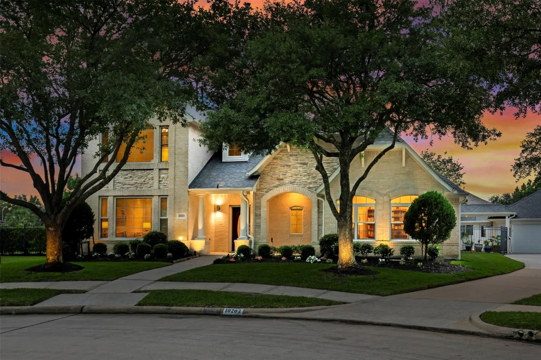 Photo of 10203 Noble Pointe Court