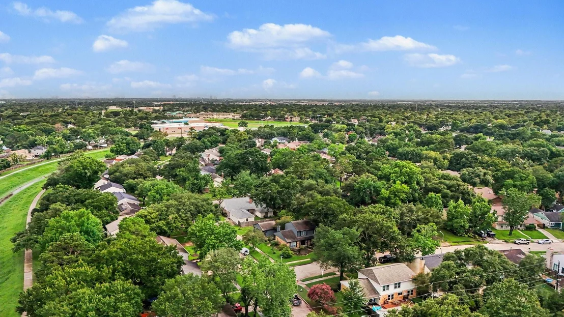 Photo of 15703 Maple Manor Drive