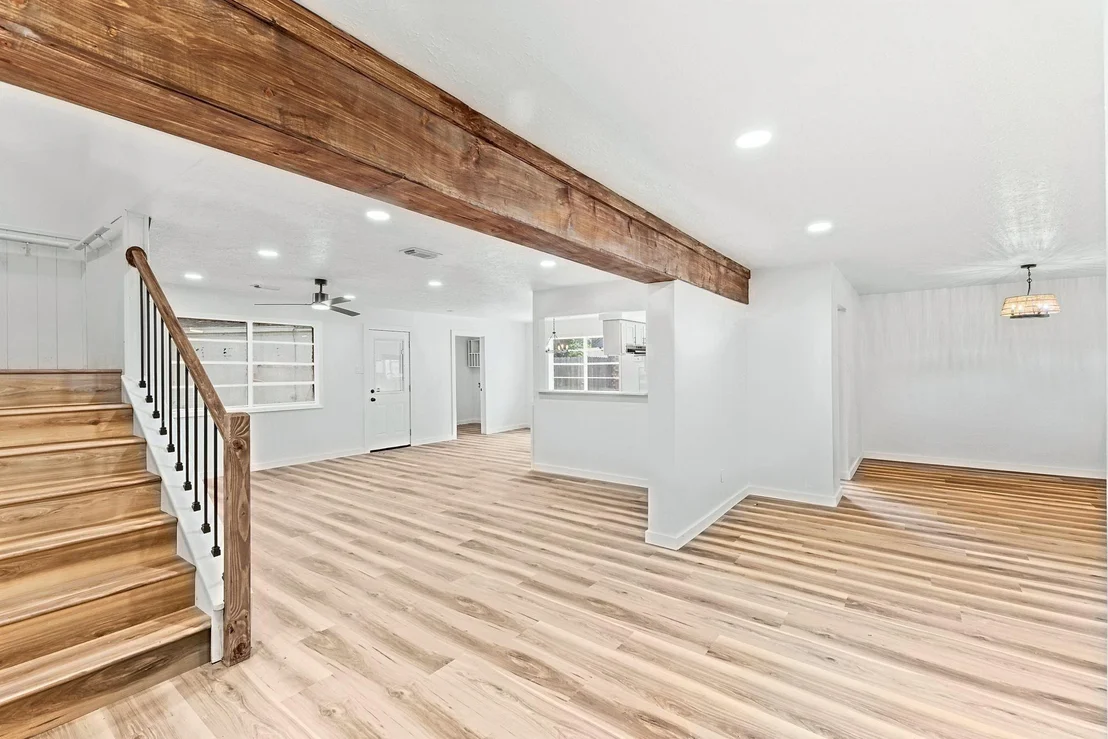 Photo of 2706 Burke Road
