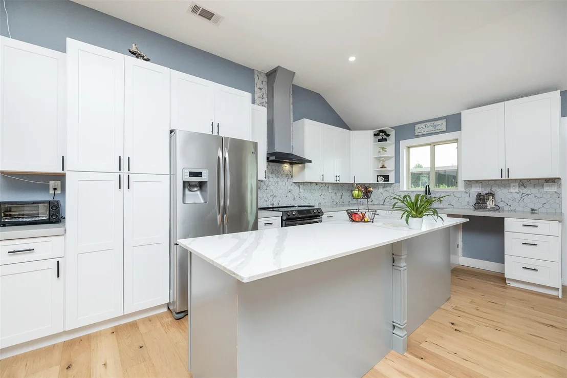 Photo of 1429 Road 5728