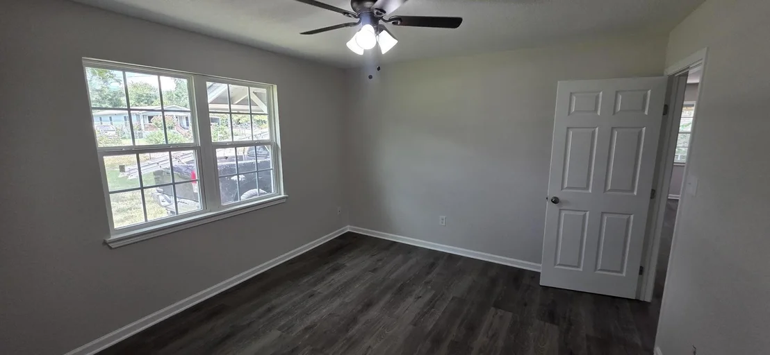 Photo of 5910 Velma Lane
