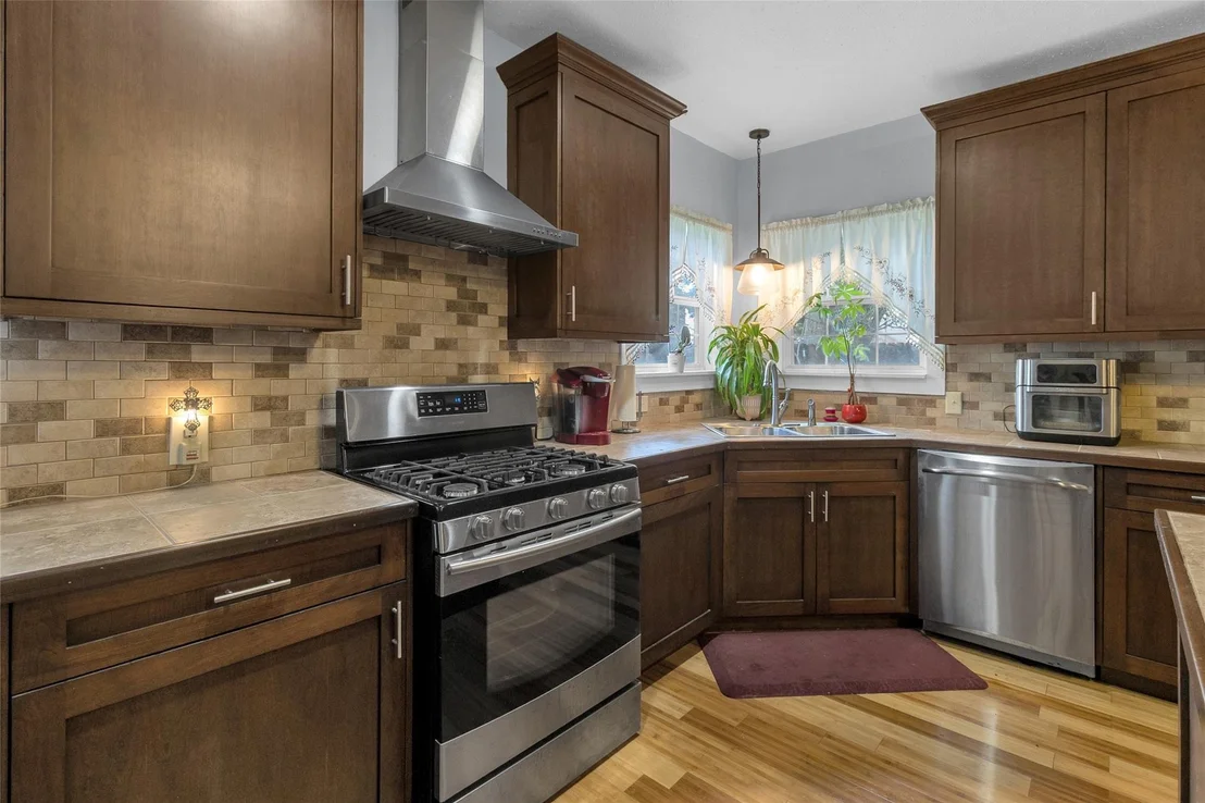 Photo of 120 Willow Street
