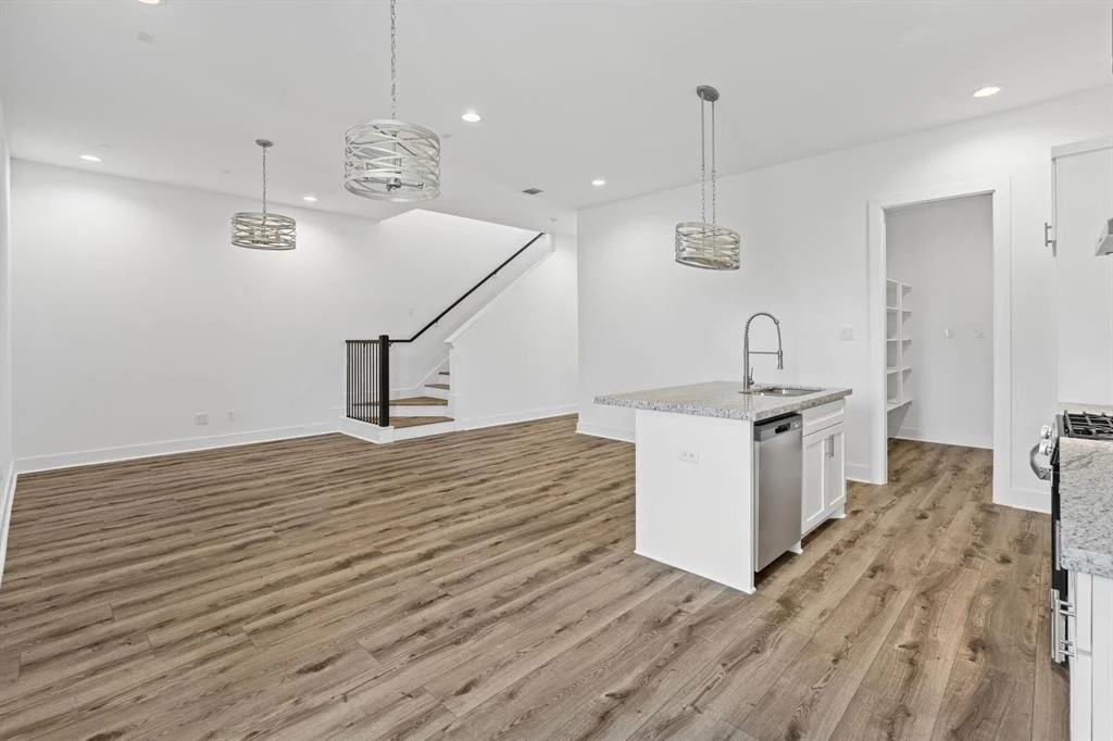 Photo of 5615 Savyon Drive