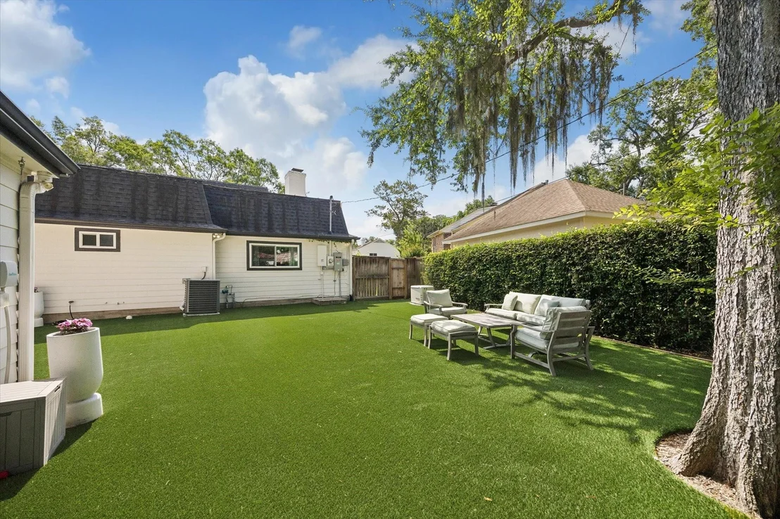 Photo of 215 Greenpark Drive