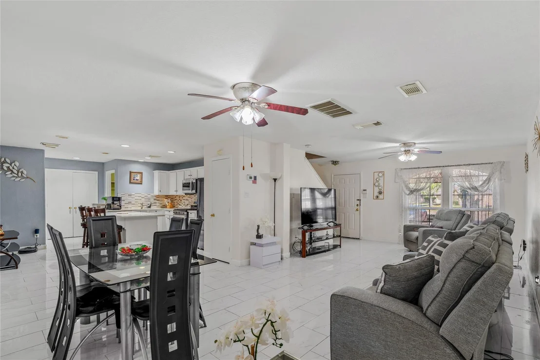 Photo of 5603 Turner Oaks
