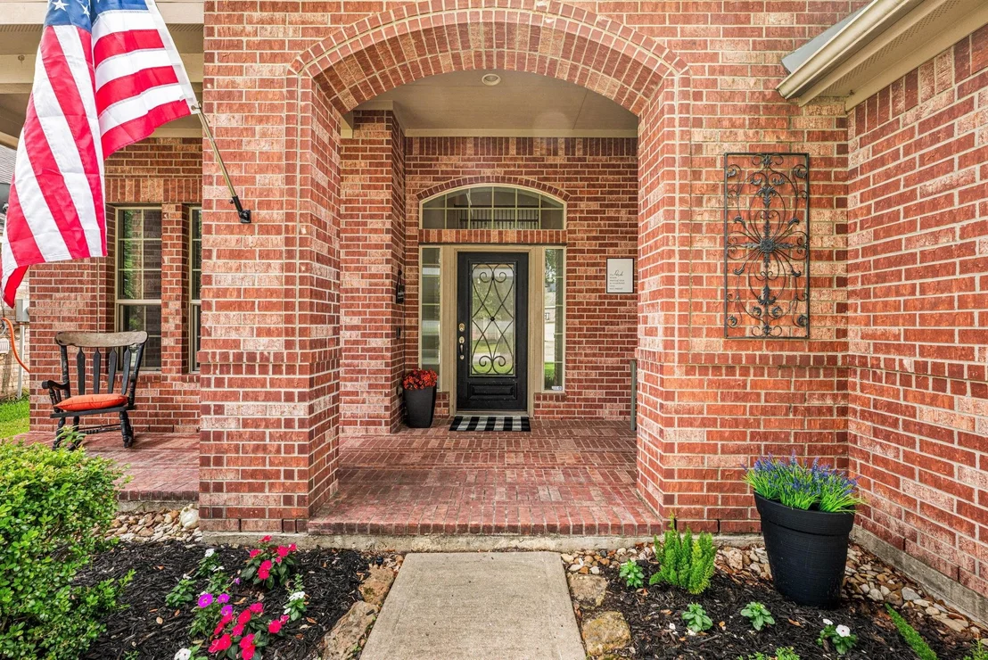 Photo of 2303 Crescent Water
