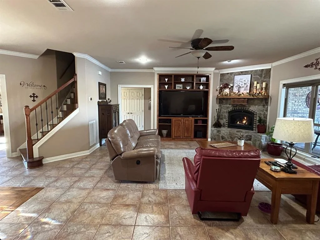 Photo of 21489 Stevenson Road