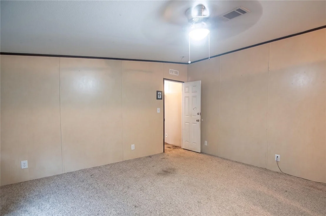 Photo of 8858 County Road 615