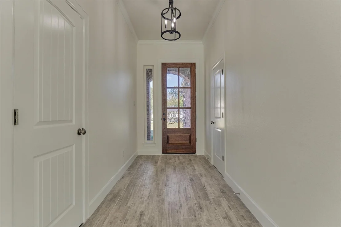 Photo of 1718 Eastvale Drive