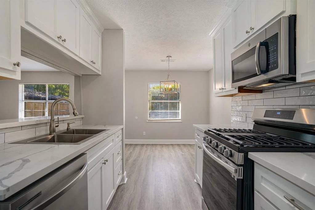 Photo of 710 Bayview Drive