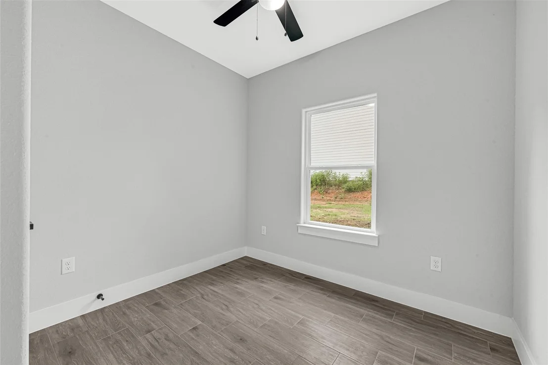 Photo of 16939 Balmoral