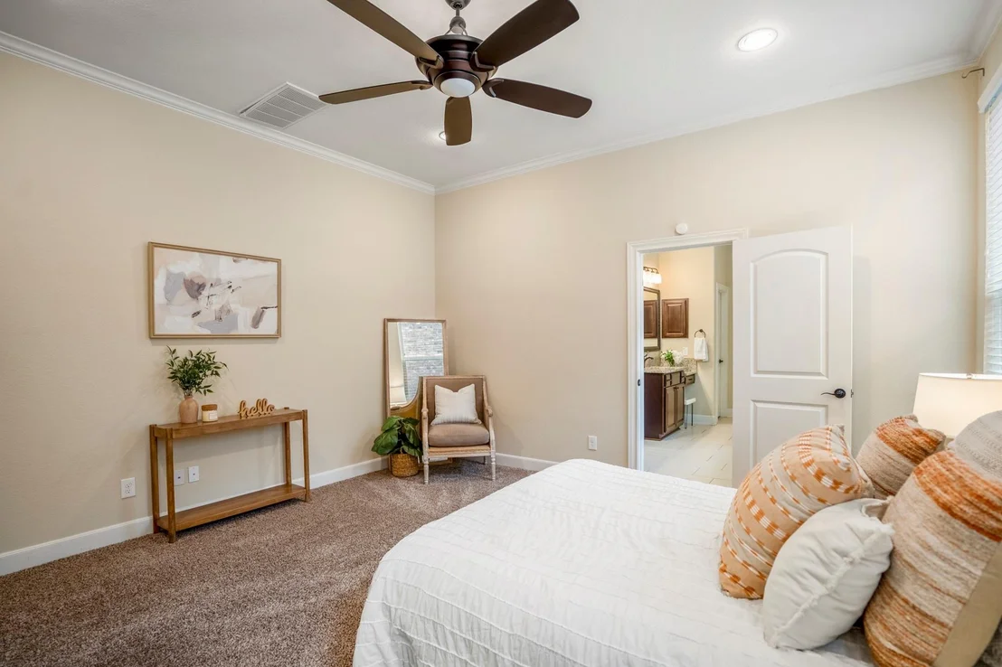 Photo of 4855 Bayou St John