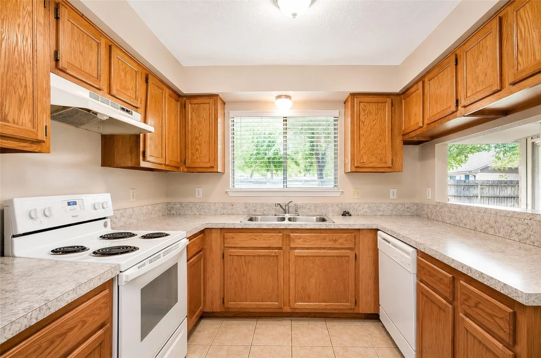 Photo of 5734 Flax Bourton Street