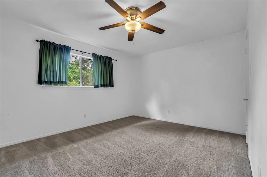 Photo of 8115 Winding Oak Lane