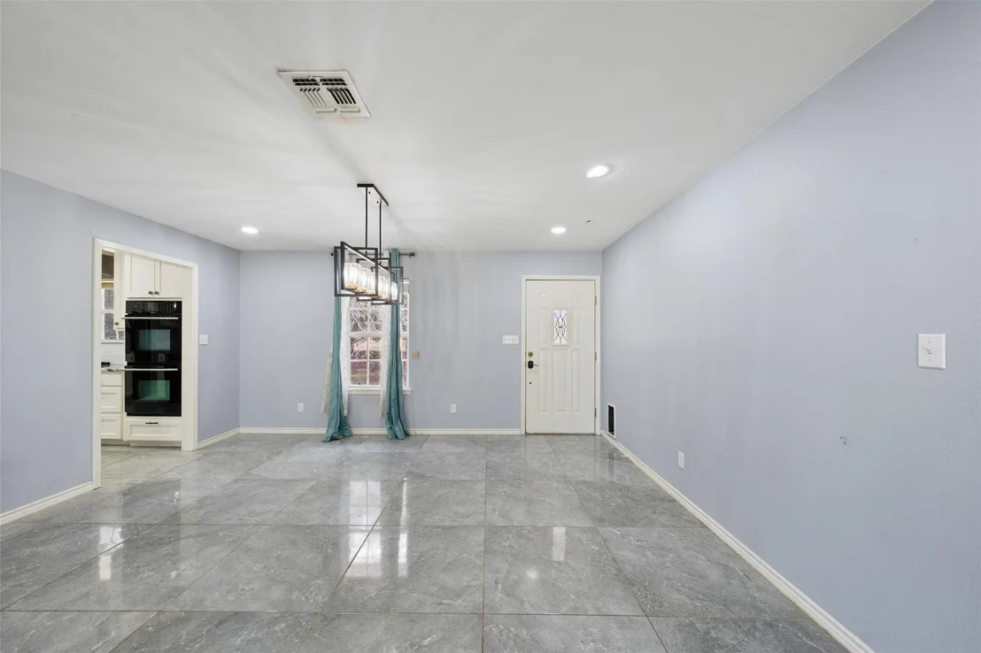 Photo of 2373 County Road 248