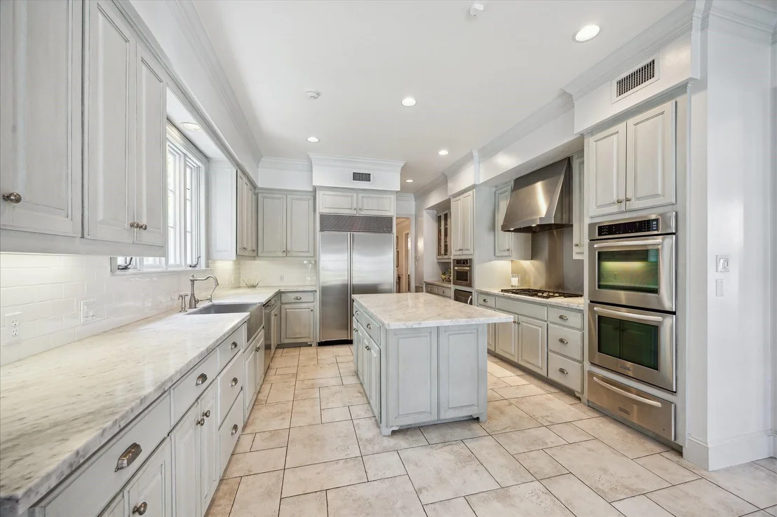 Photo of 3652 Overbrook Lane