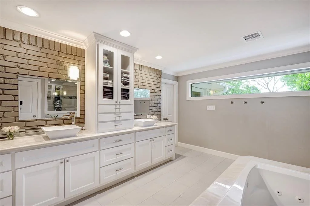Photo of 5631 Benning Drive
