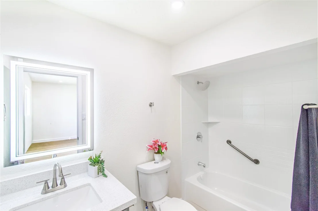 Photo of 318 Willoughby Drive
