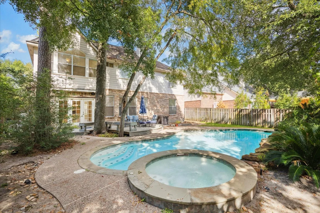 Photo of 15 Redland Place