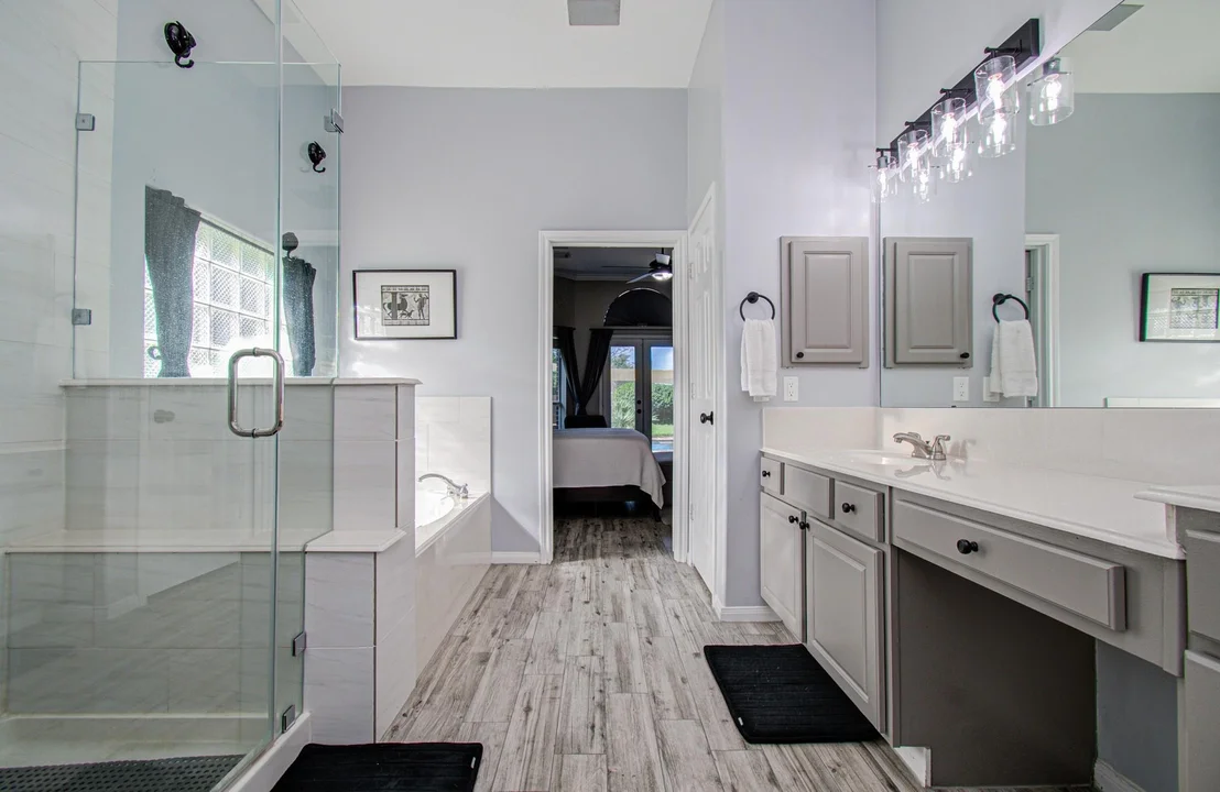 Photo of 9215 Horse Cave Circle