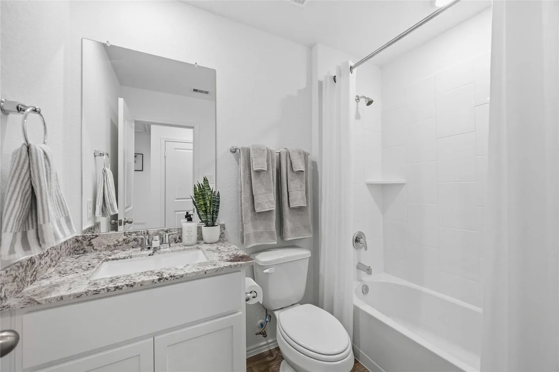 Photo of 6006 Madden Lane