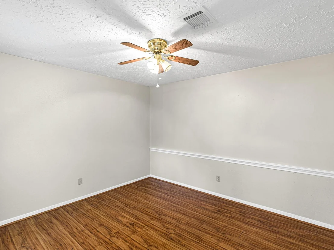 Photo of 22906 Squirrel Tree Street