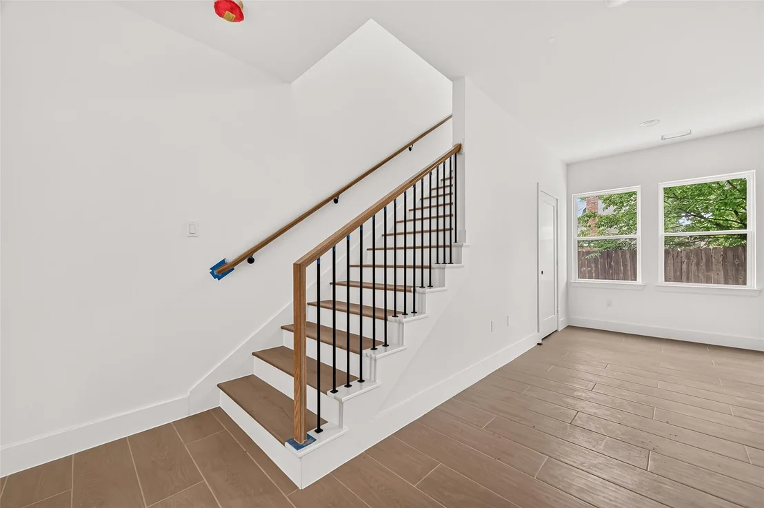 Photo of Unit 6 at 1811 N Spring Drive