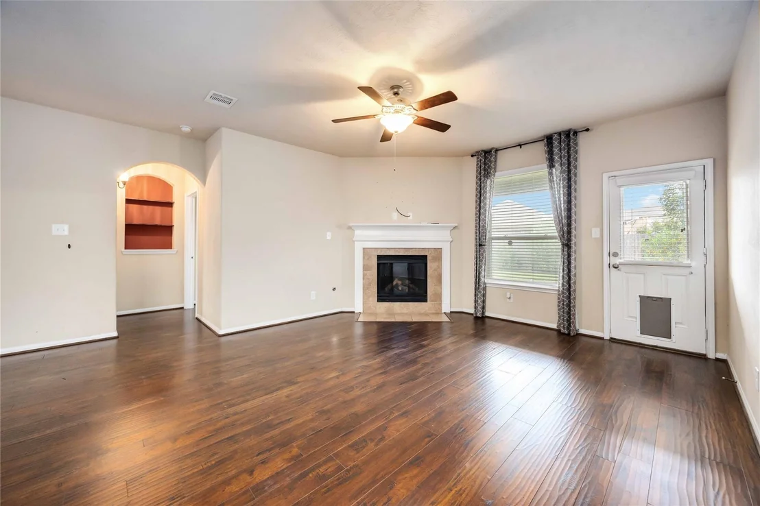 Photo of 21290 Auburn Fields Drive