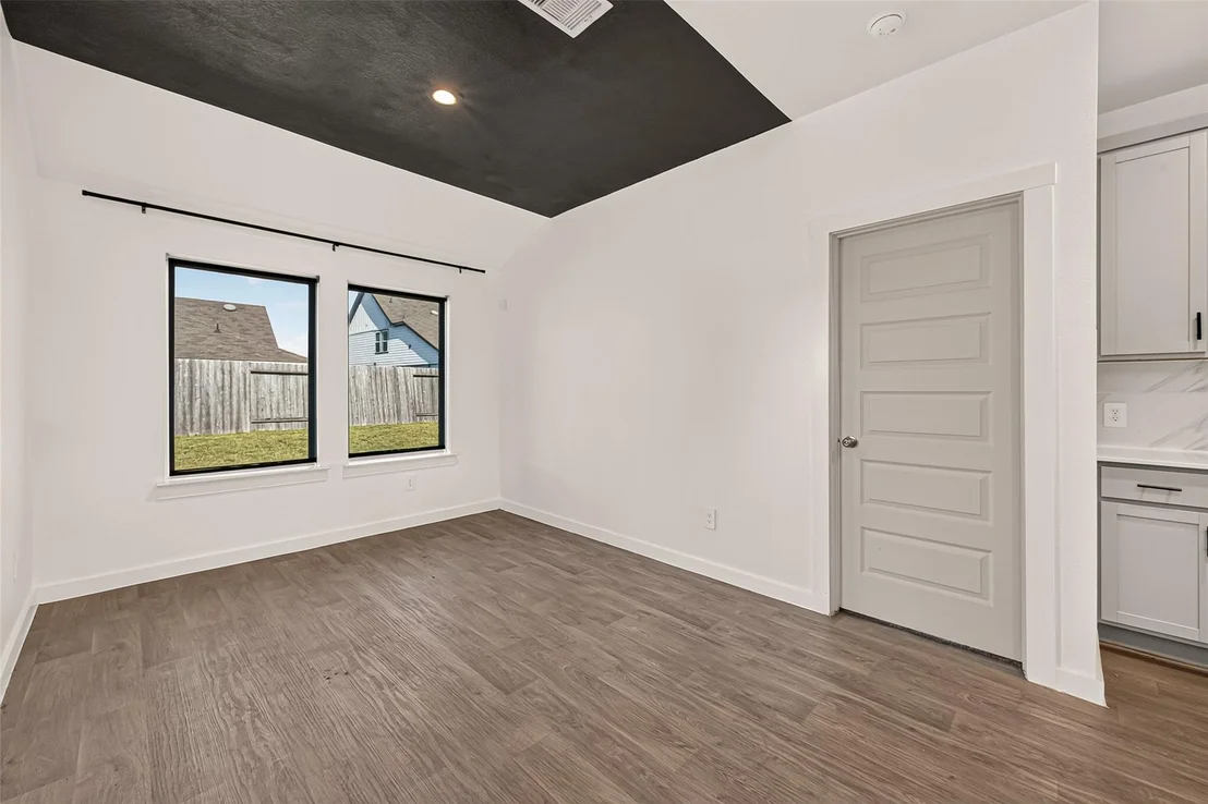 Photo of 1710 Mountain Echo Drive